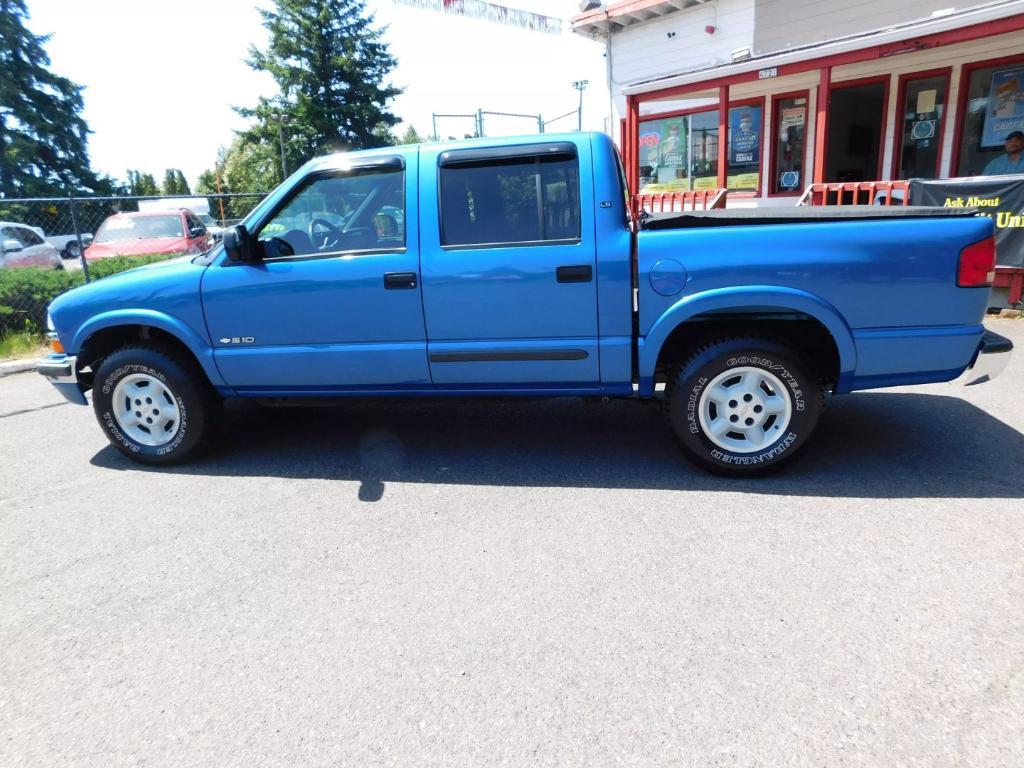 used 2001 Chevrolet S-10 car, priced at $8,995