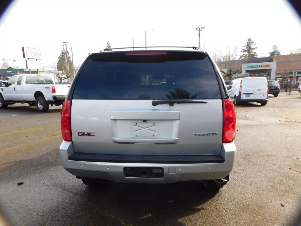 used 2014 GMC Yukon car, priced at $12,998