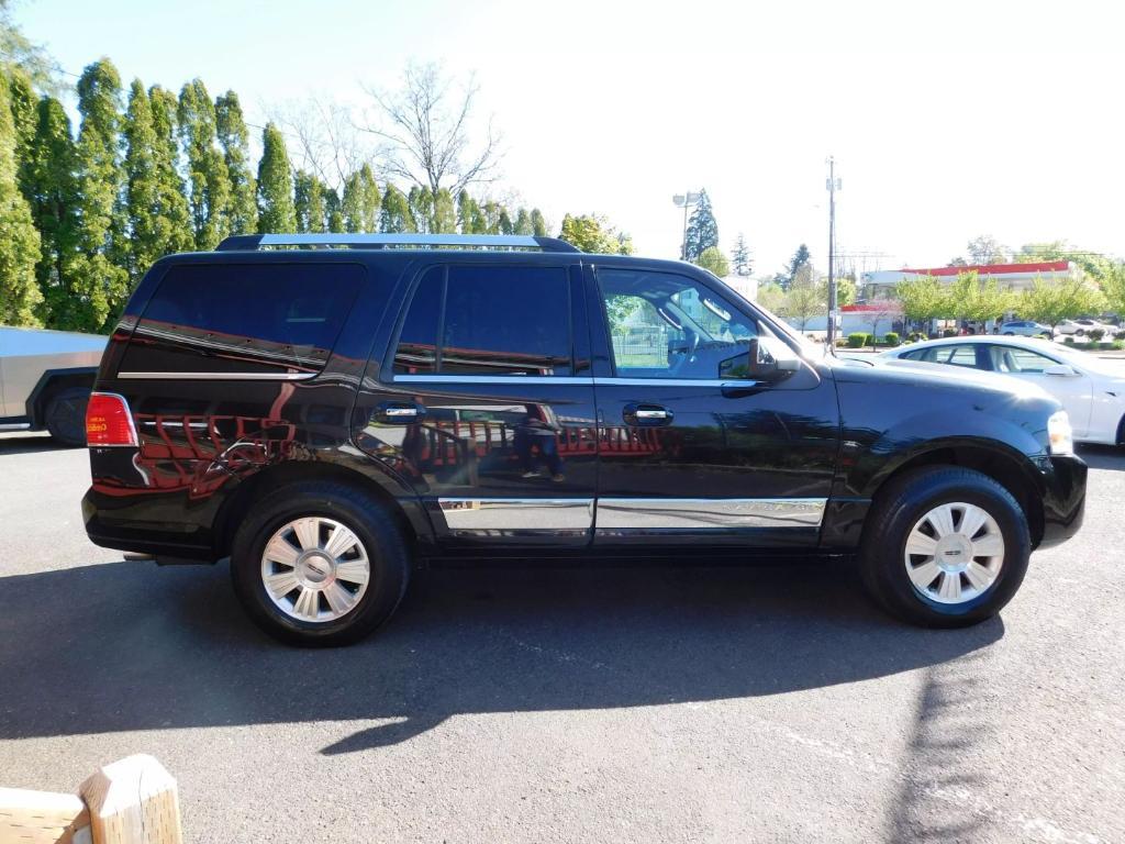 used 2013 Lincoln Navigator car, priced at $11,995
