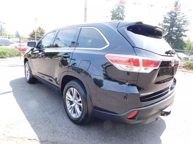 used 2014 Toyota Highlander car, priced at $17,995