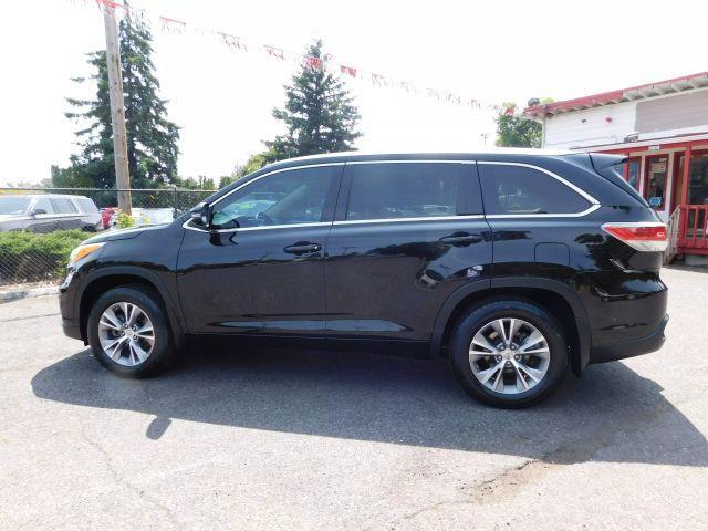 used 2014 Toyota Highlander car, priced at $17,995