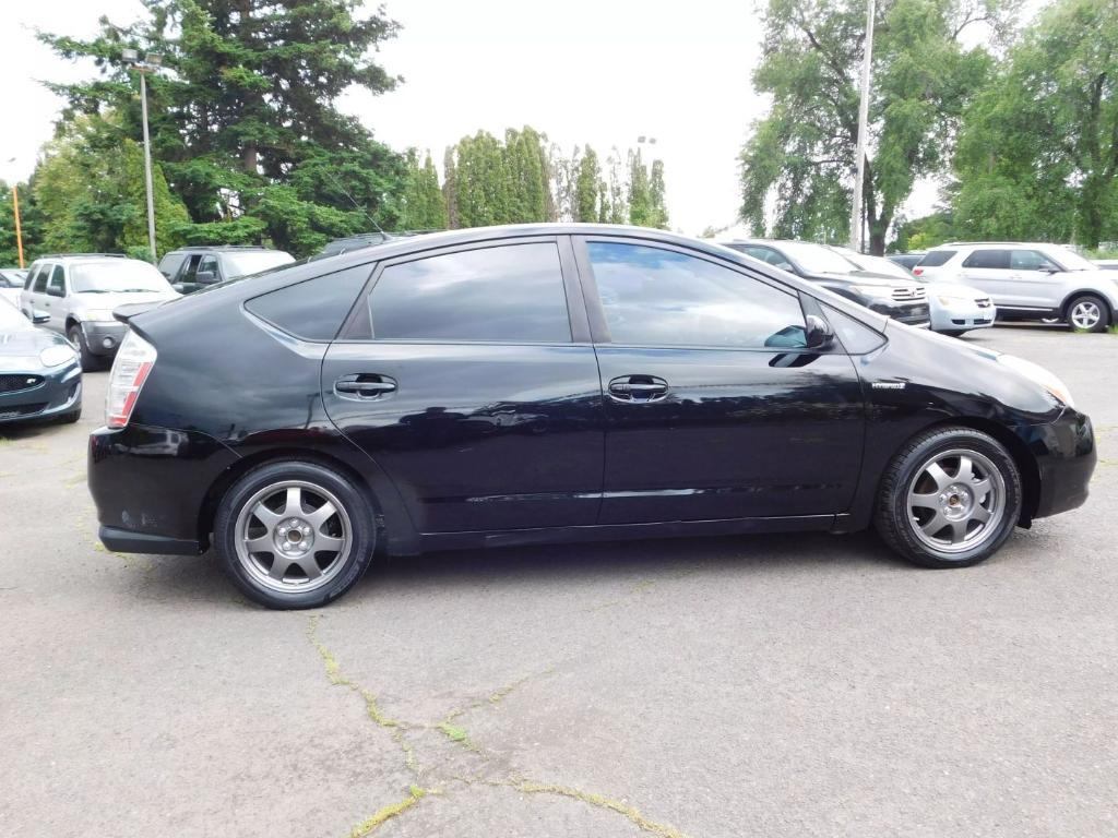 used 2007 Toyota Prius car, priced at $6,995