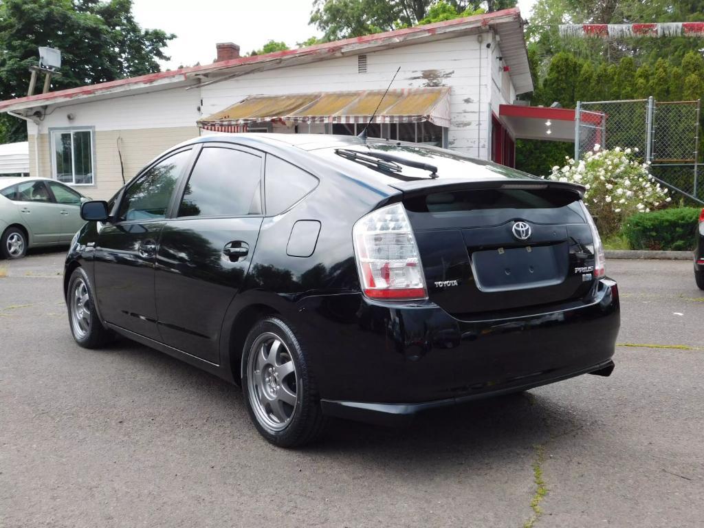used 2007 Toyota Prius car, priced at $6,995