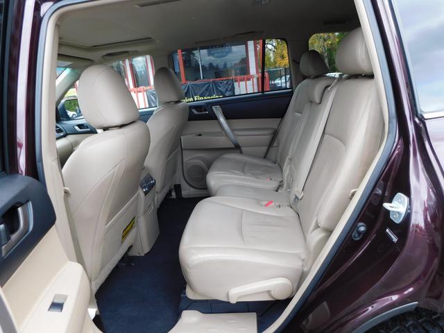 used 2011 Toyota Highlander Hybrid car, priced at $12,995