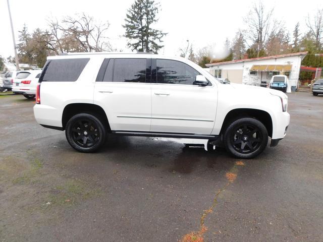 used 2017 GMC Yukon car, priced at $20,695