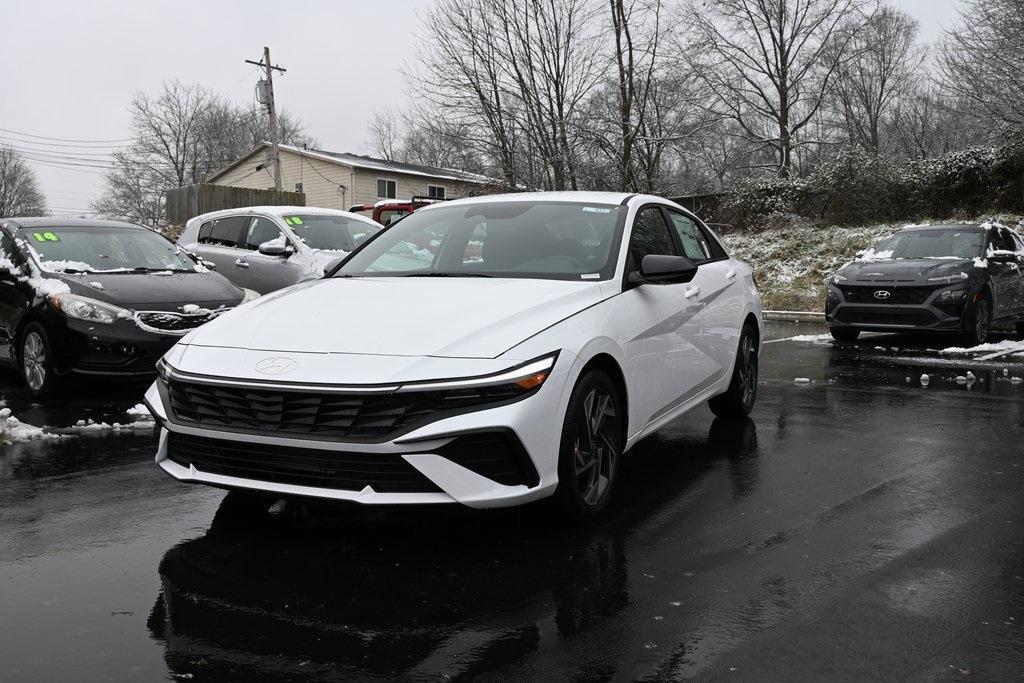 new 2025 Hyundai Elantra car, priced at $24,435