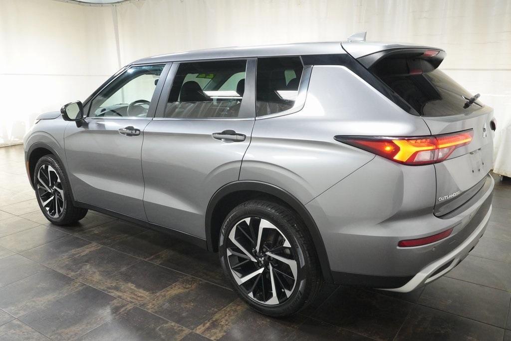 used 2022 Mitsubishi Outlander car, priced at $22,990