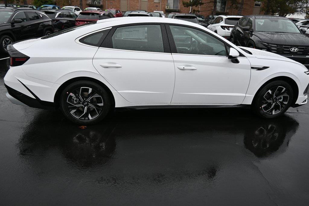 new 2025 Hyundai Sonata car, priced at $29,193