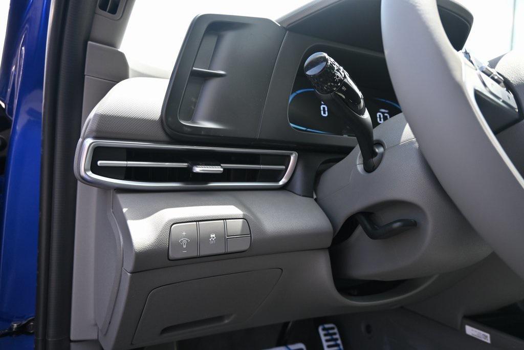 new 2025 Hyundai Elantra car, priced at $23,061
