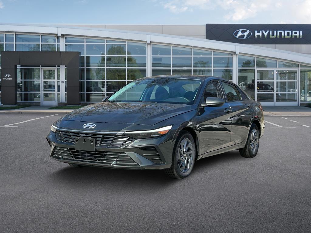 new 2025 Hyundai Elantra HEV car, priced at $26,134