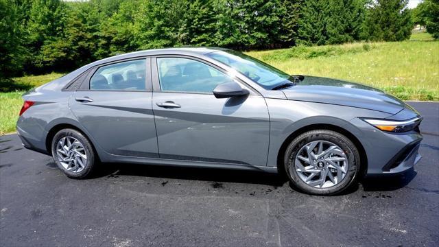 new 2024 Hyundai Elantra car, priced at $24,544