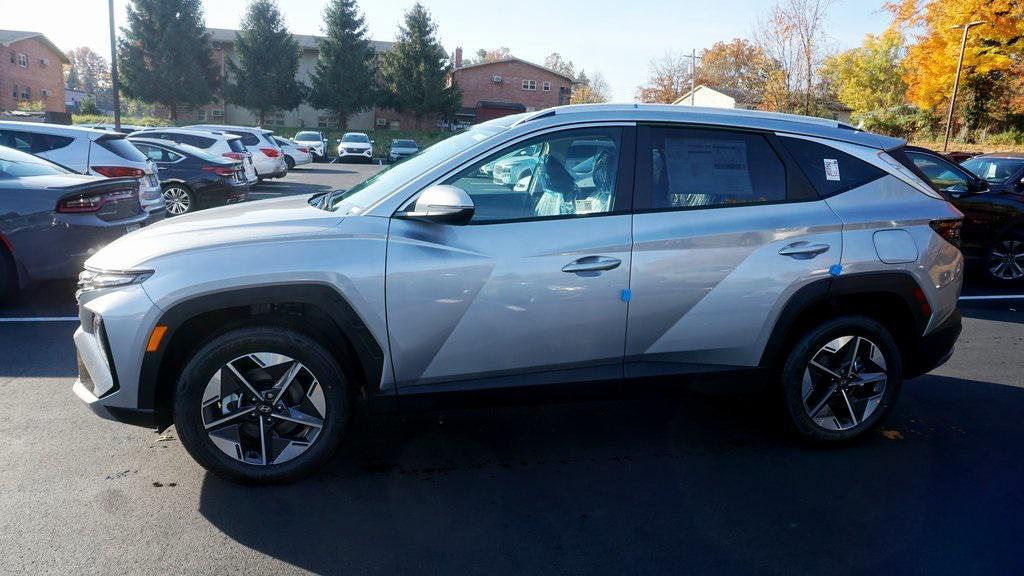 new 2025 Hyundai Tucson Hybrid car, priced at $37,176