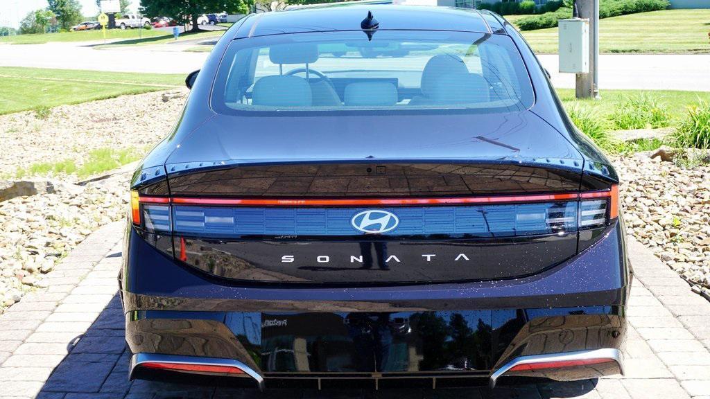 new 2024 Hyundai Sonata car, priced at $30,949