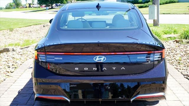 new 2024 Hyundai Sonata car, priced at $29,949