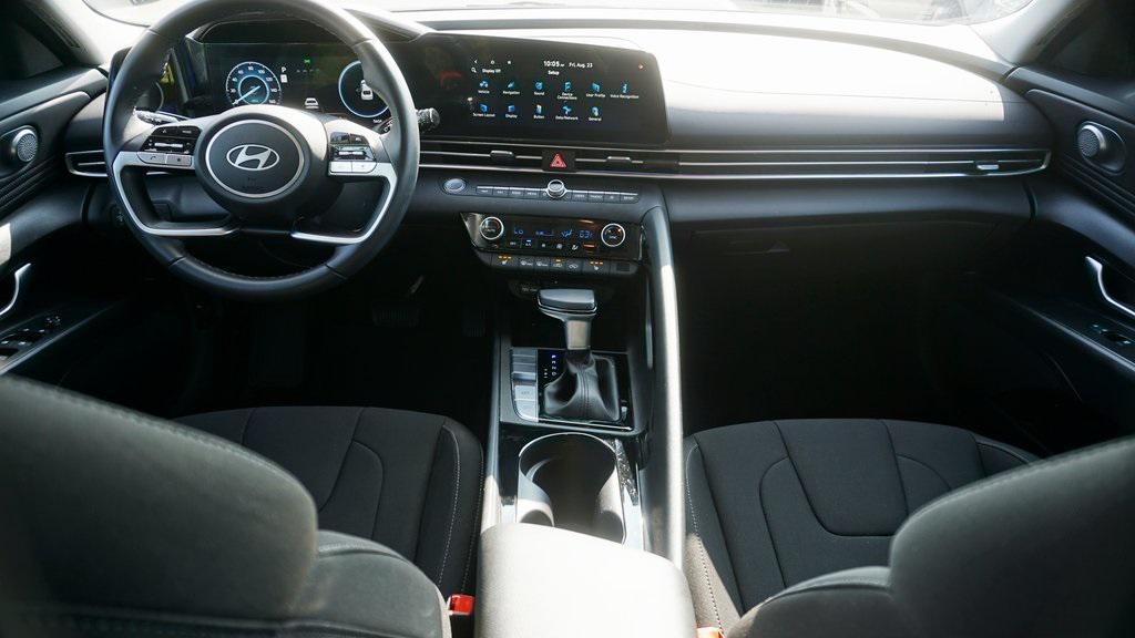 new 2024 Hyundai Elantra car, priced at $25,982