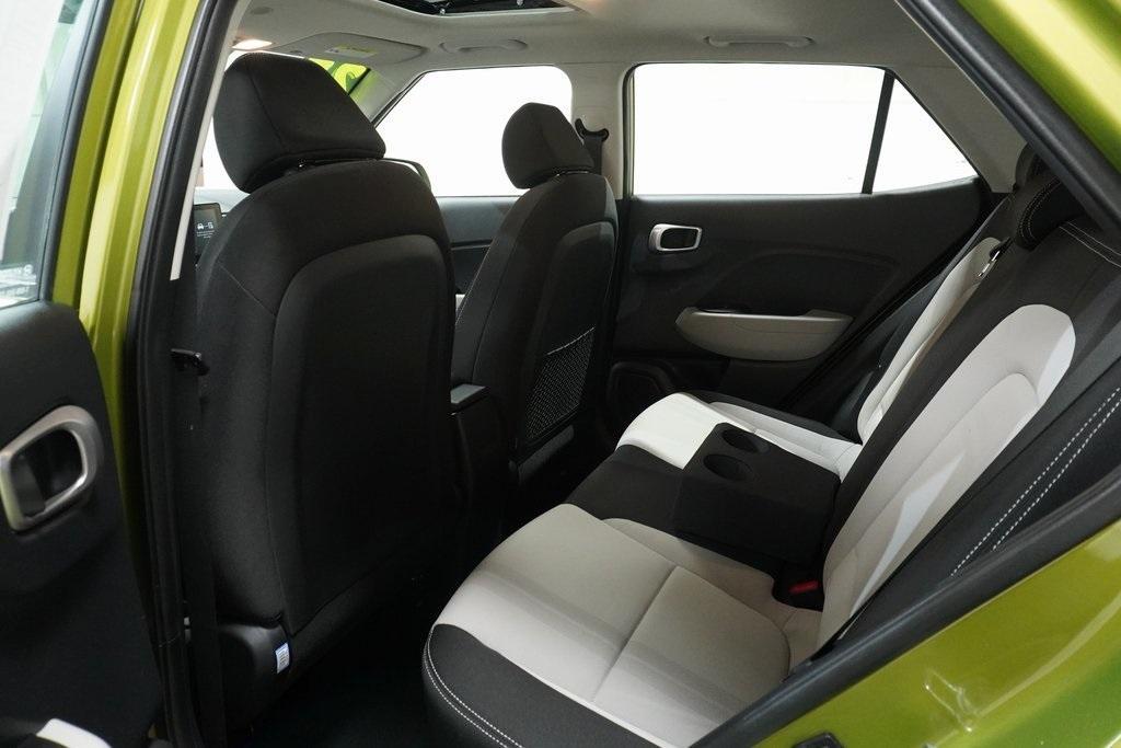 used 2022 Hyundai Venue car, priced at $19,990