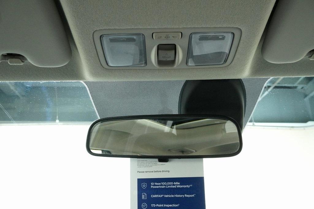 used 2022 Hyundai Venue car, priced at $19,990