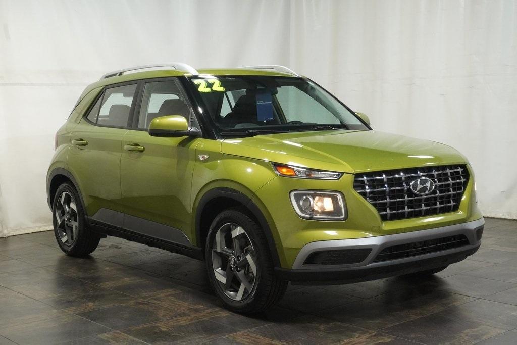 used 2022 Hyundai Venue car, priced at $19,990