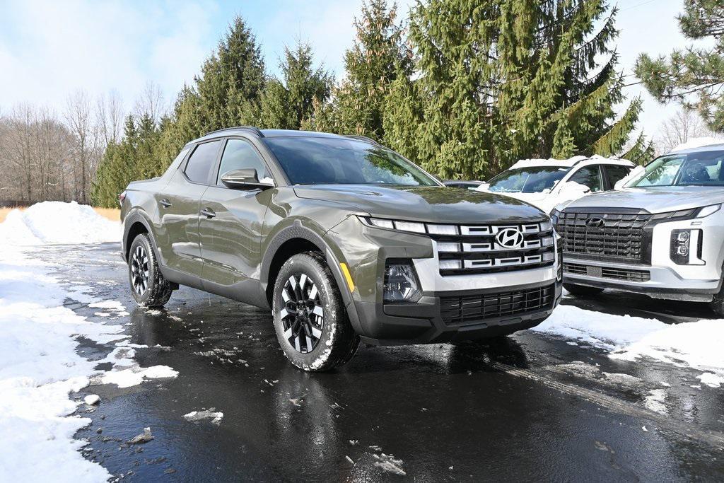 new 2025 Hyundai Santa Cruz car, priced at $32,626