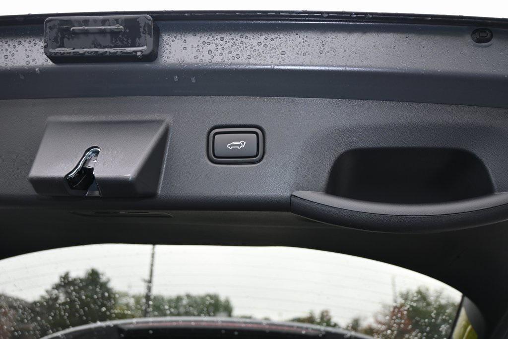 new 2025 Hyundai TUCSON Hybrid car, priced at $34,740