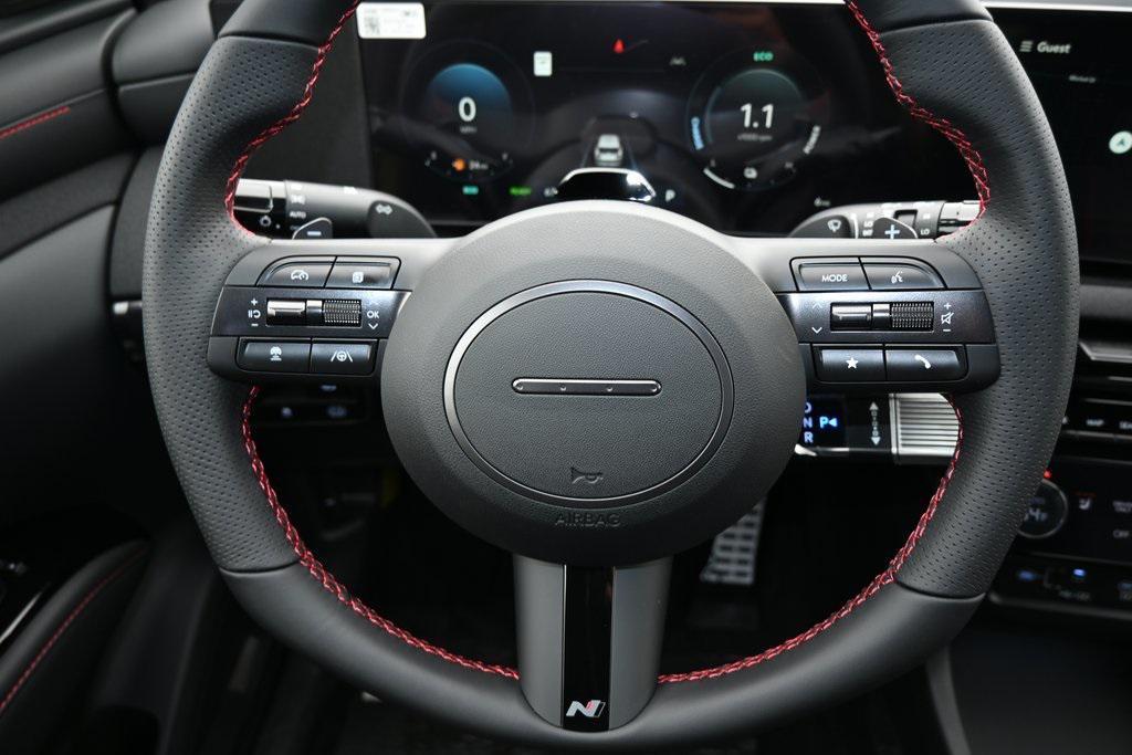 new 2025 Hyundai TUCSON Hybrid car, priced at $34,740