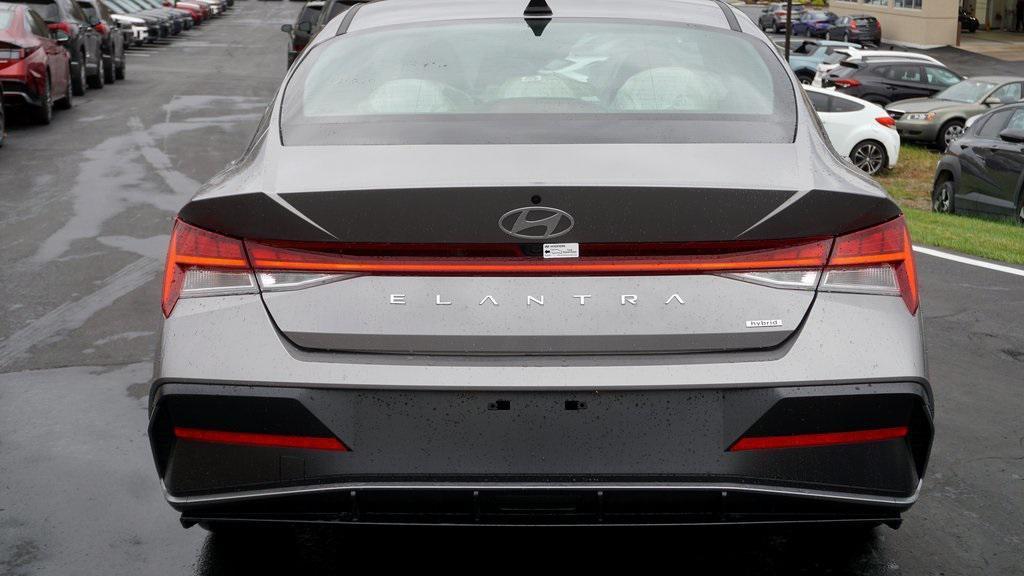 new 2025 Hyundai Elantra HEV car, priced at $29,380