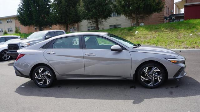 new 2024 Hyundai Elantra car, priced at $27,060