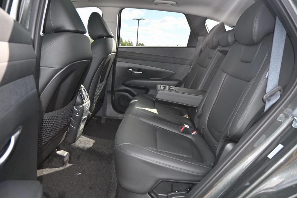 new 2025 Hyundai TUCSON Hybrid car, priced at $33,740