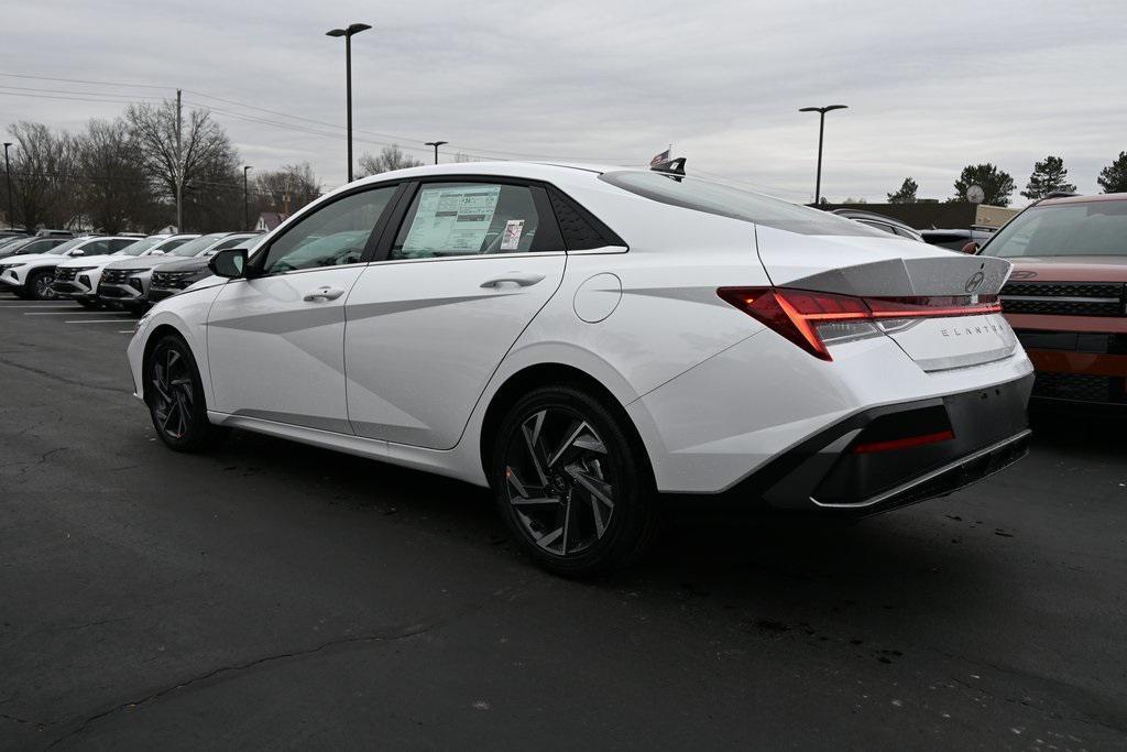 new 2025 Hyundai Elantra car, priced at $26,919