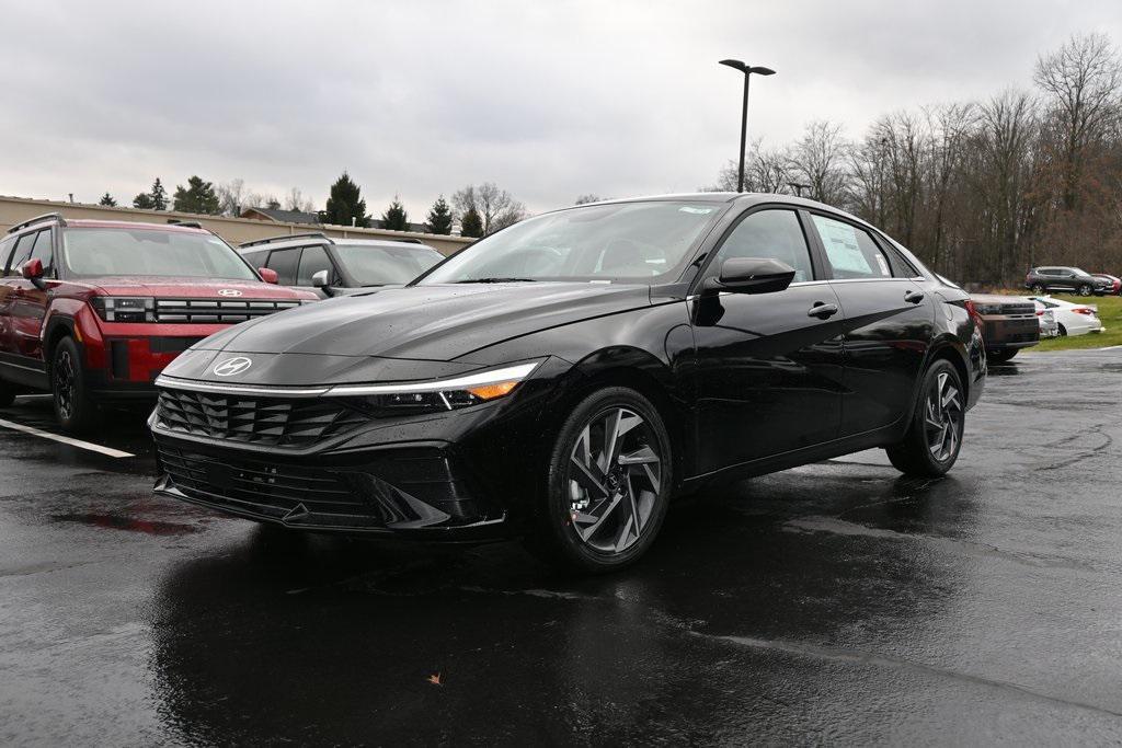 new 2025 Hyundai Elantra car, priced at $26,456