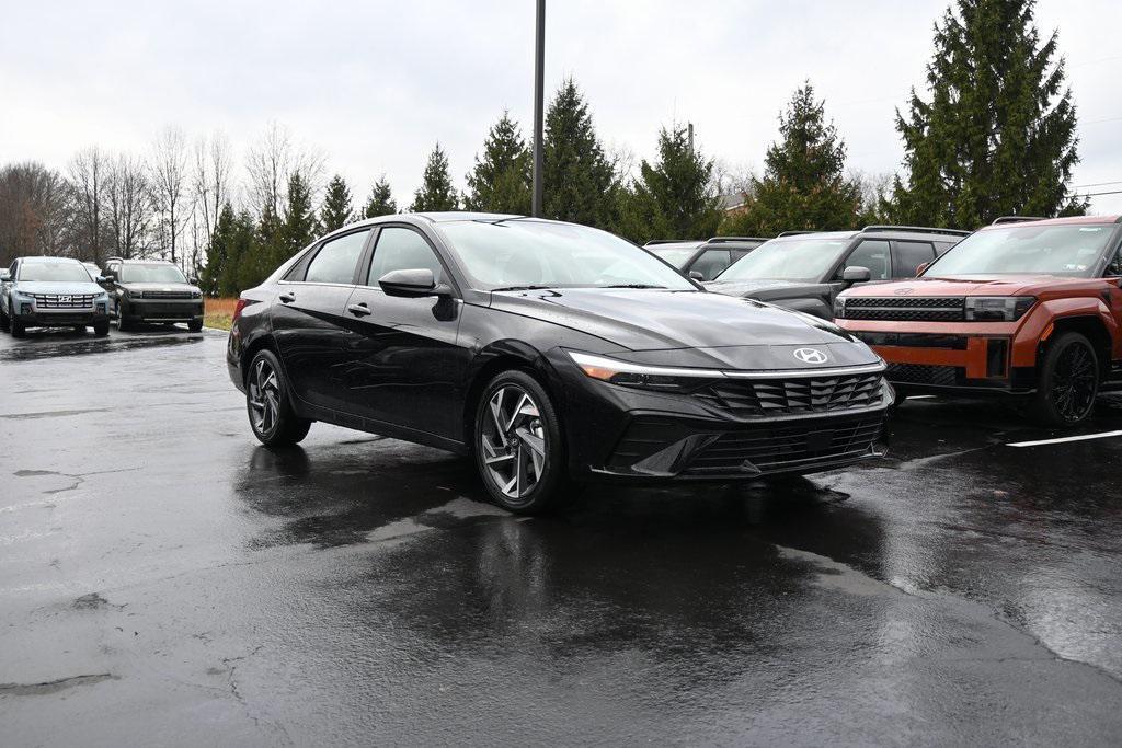 new 2025 Hyundai Elantra car, priced at $26,456