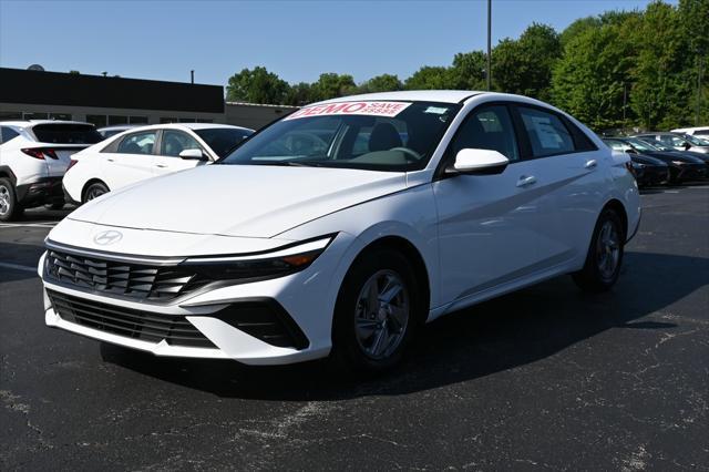 new 2024 Hyundai Elantra car, priced at $22,314