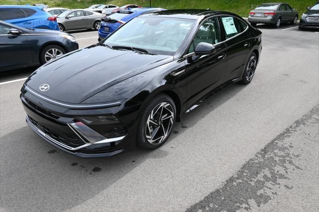 new 2024 Hyundai Sonata car, priced at $28,949