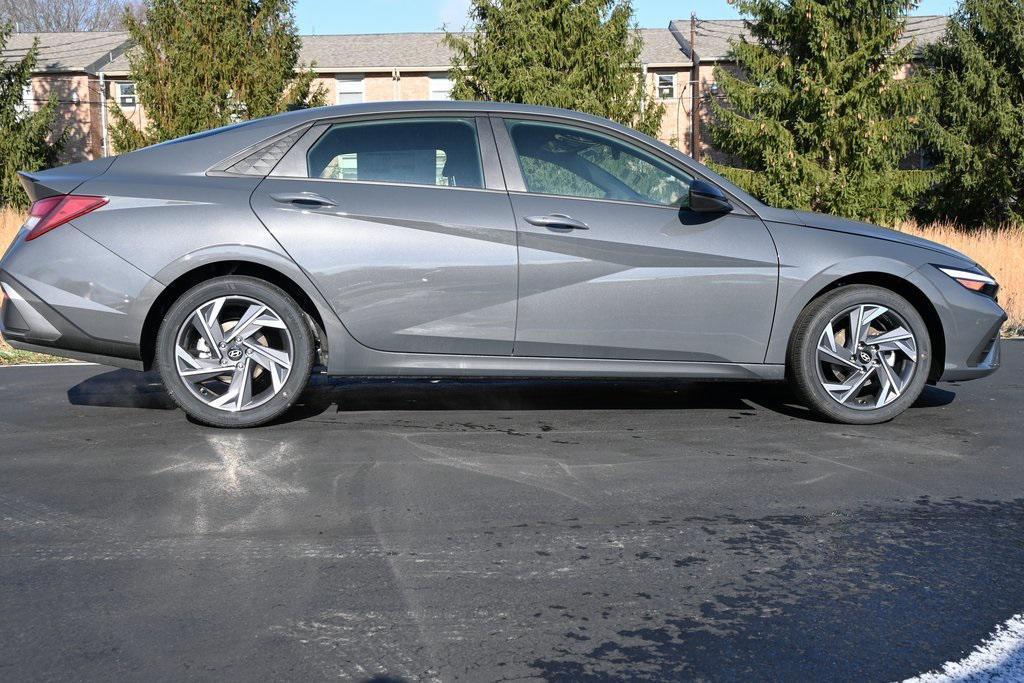 new 2025 Hyundai Elantra car, priced at $23,984