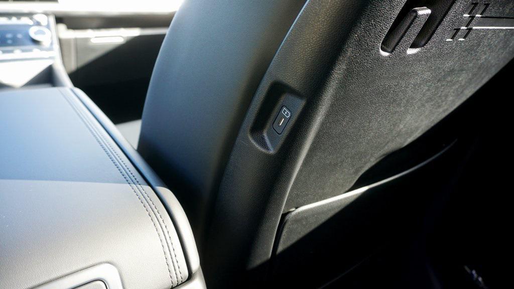 new 2026 Hyundai SANTA FE HEV car, priced at $37,848