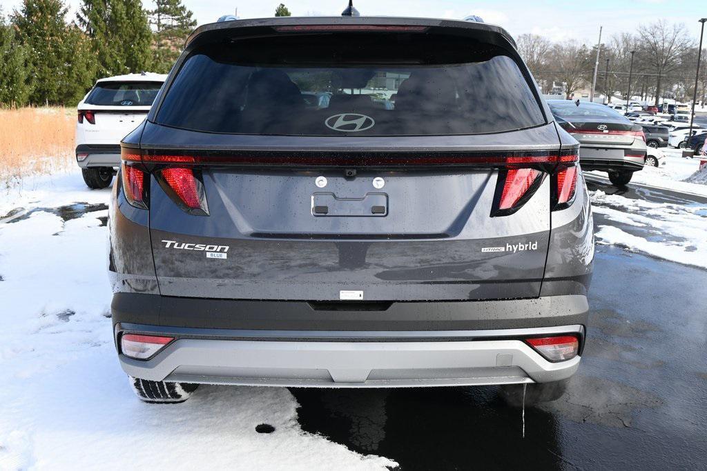 new 2025 Hyundai Tucson Hybrid car, priced at $34,380