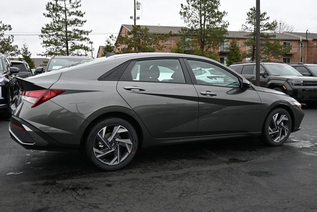 new 2025 Hyundai Elantra car, priced at $23,984