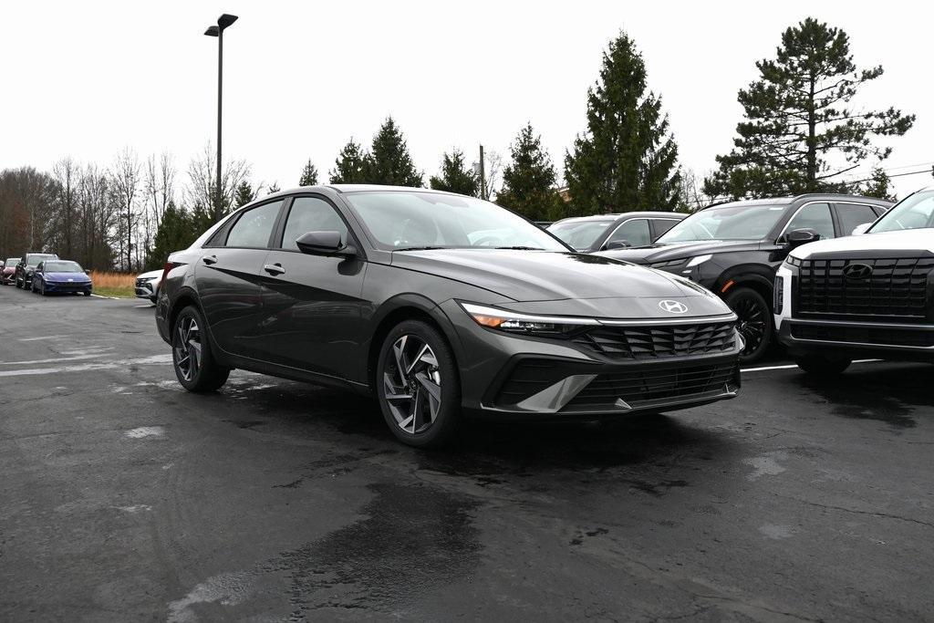 new 2025 Hyundai Elantra car, priced at $23,984