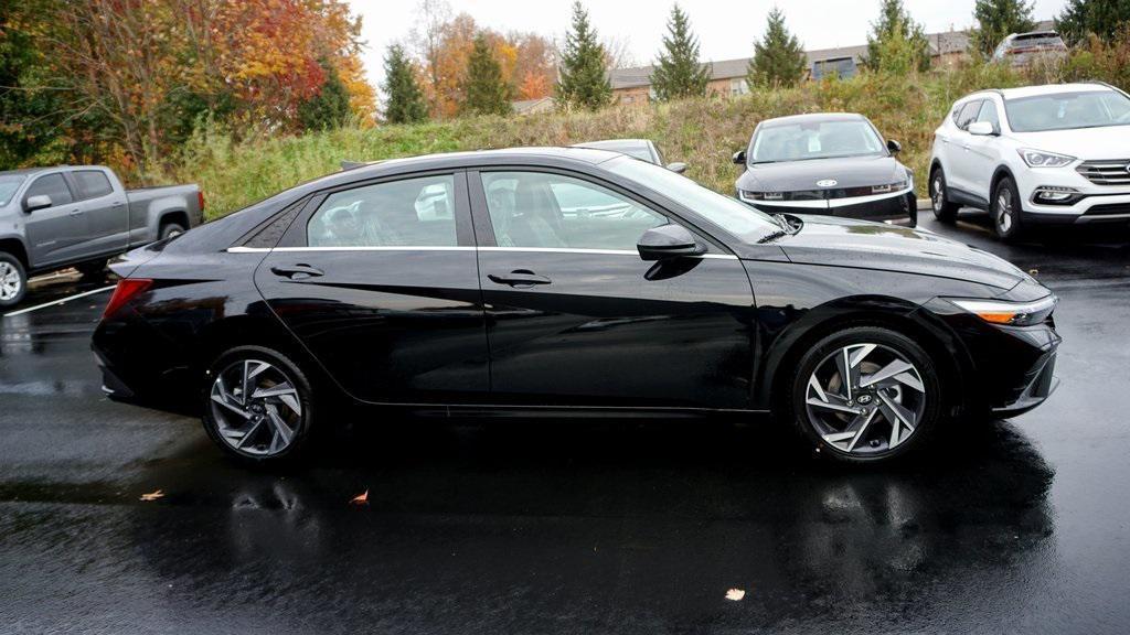 new 2024 Hyundai Elantra car, priced at $24,262