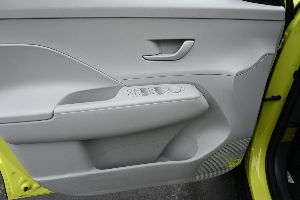new 2025 Hyundai Kona car, priced at $27,558