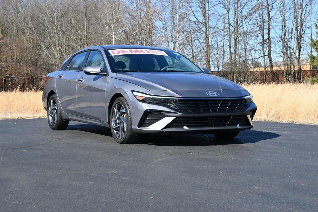 new 2024 Hyundai Elantra car, priced at $25,982