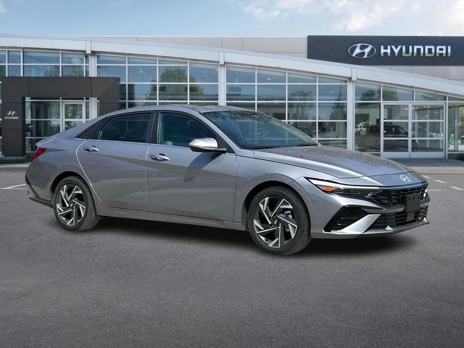 new 2024 Hyundai Elantra car, priced at $25,982