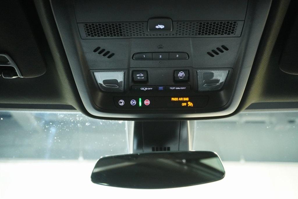 used 2024 Cadillac XT5 car, priced at $38,990