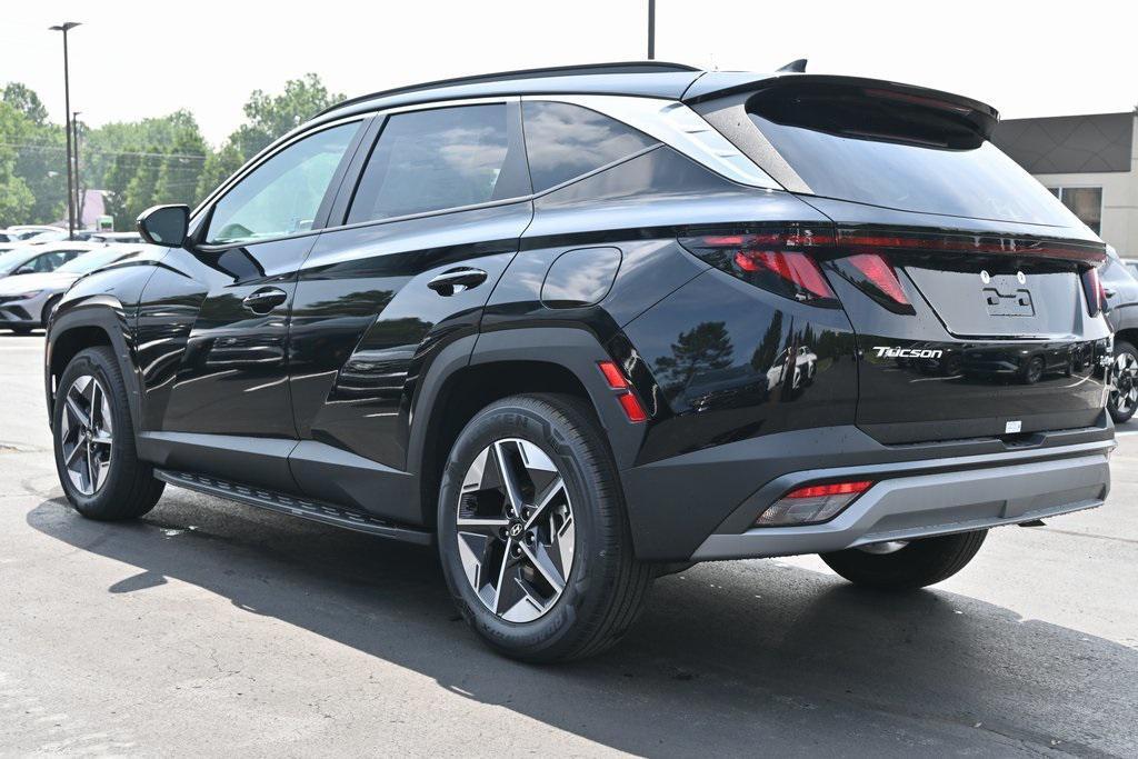 new 2025 Hyundai Tucson car, priced at $30,477