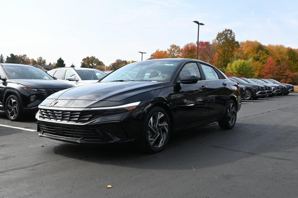 new 2025 Hyundai Elantra car, priced at $25,514