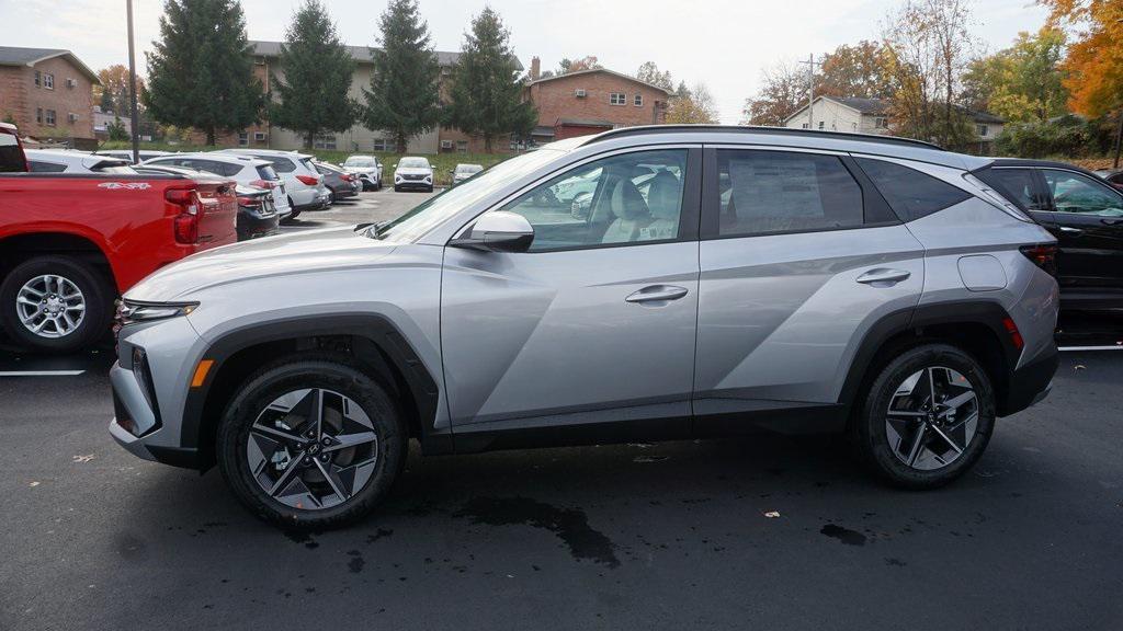 new 2025 Hyundai Tucson Hybrid car, priced at $37,065