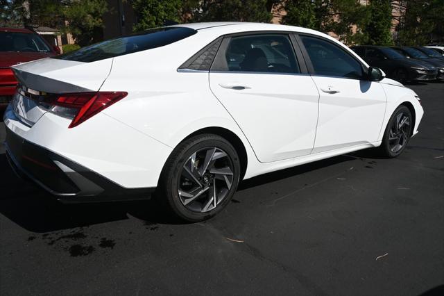 new 2025 Hyundai Elantra car, priced at $25,902