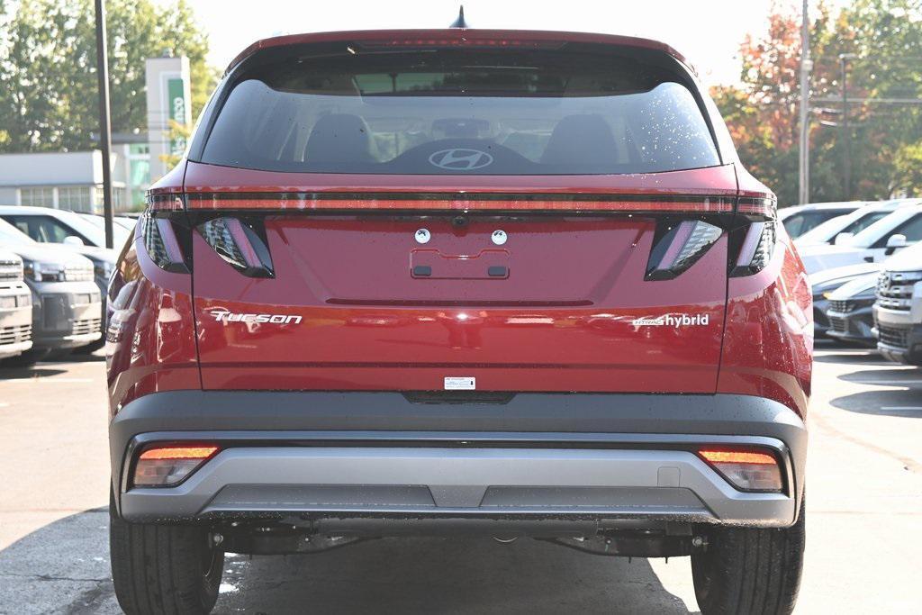 new 2025 Hyundai TUCSON Hybrid car, priced at $33,740