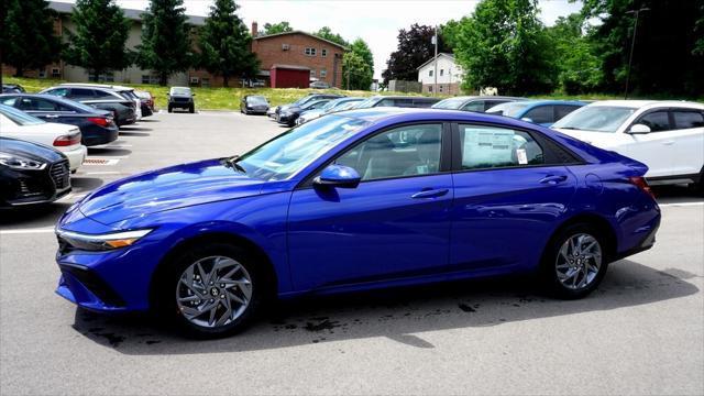 new 2024 Hyundai Elantra car, priced at $25,310