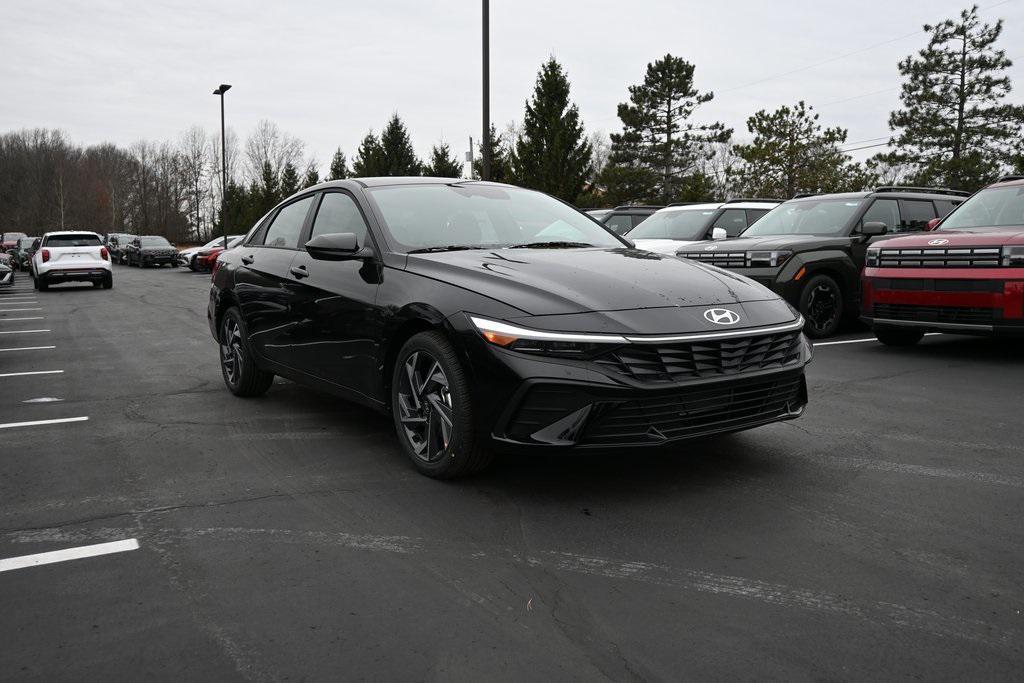 new 2025 Hyundai Elantra car, priced at $23,984